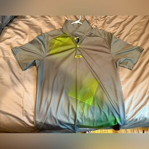Men’s Oakley polo